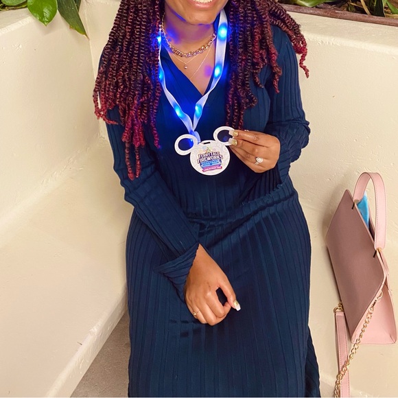 Monki Ribbed Sweater Dress - Picture 6 of 6